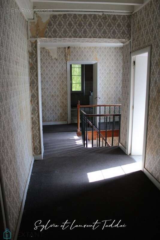 Maison à BARBEZIEUX-SAINT-HILAIRE