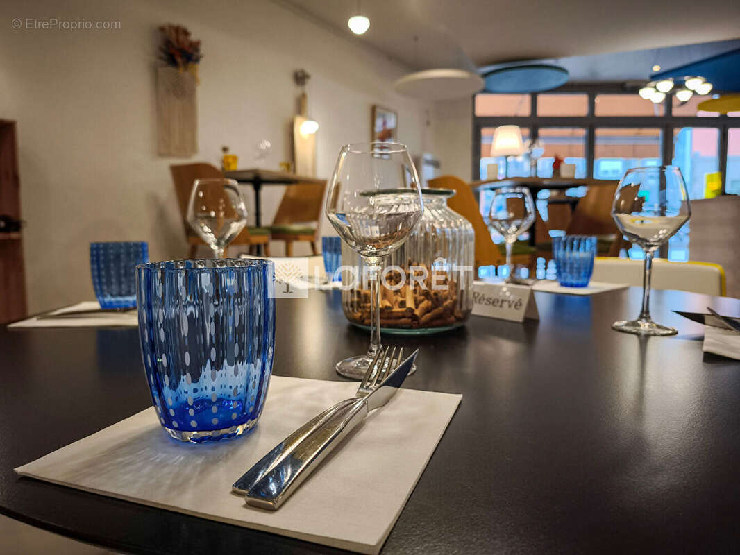 Commerce à LE PUY-EN-VELAY