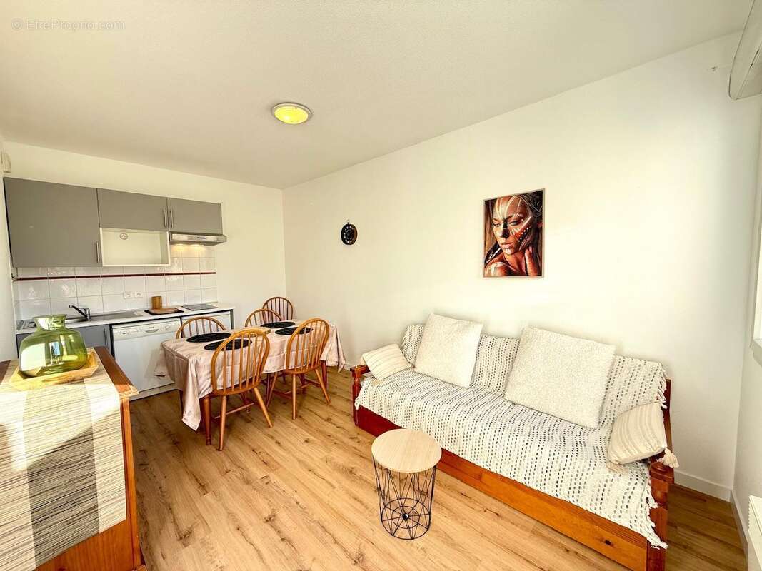   - Appartement à PRADES