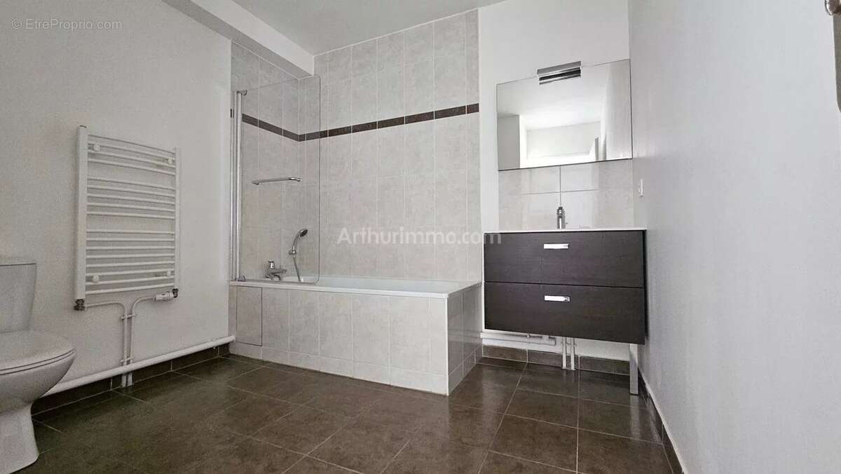 Appartement à MONTLHERY