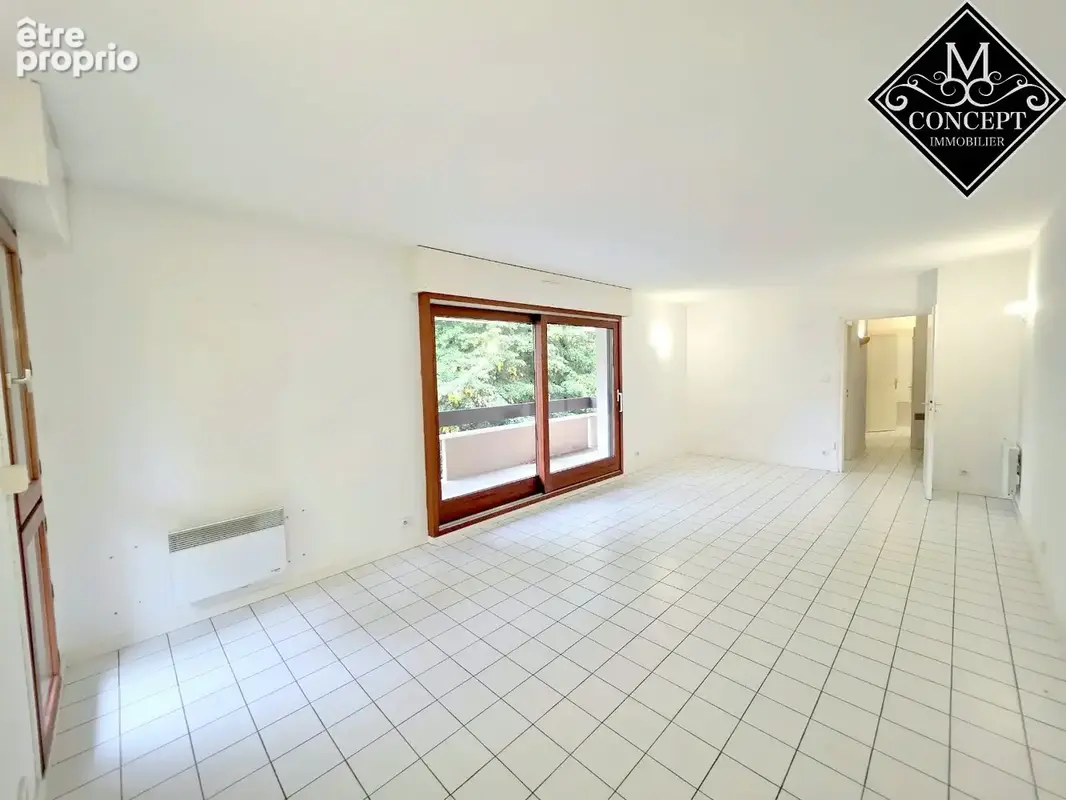 Exclusivité*Jolie T2*Grand Balcon*Cave*Garage*74350 CRUSEILLES - photo 1