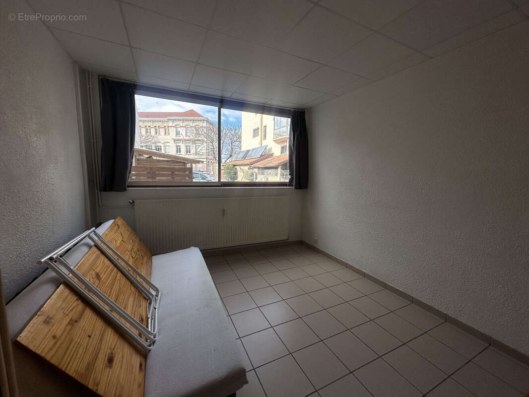 Appartement 22 m² à Roanne  - photo 7