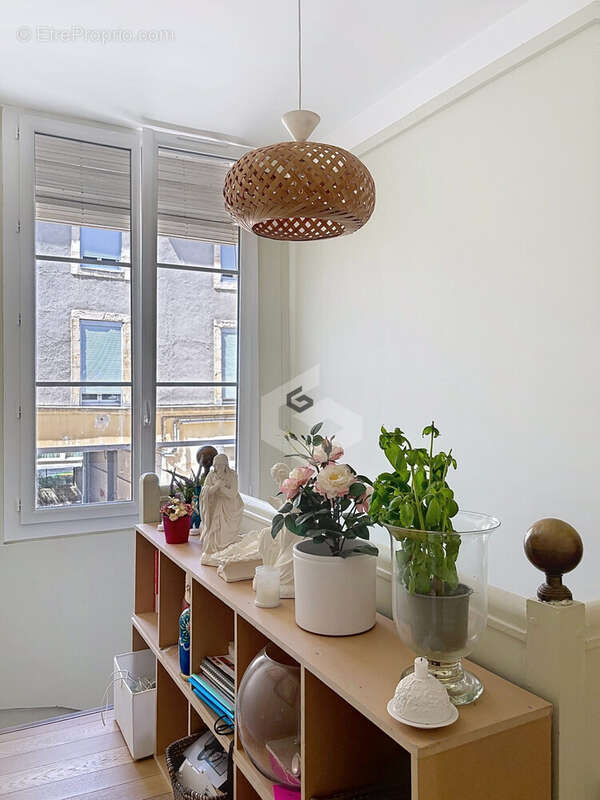 Appartement 73 m² à Reims  - photo 5