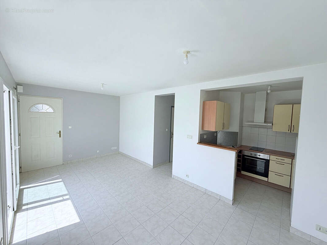 A vendre. Appartement Carantec  F3 - photo 4