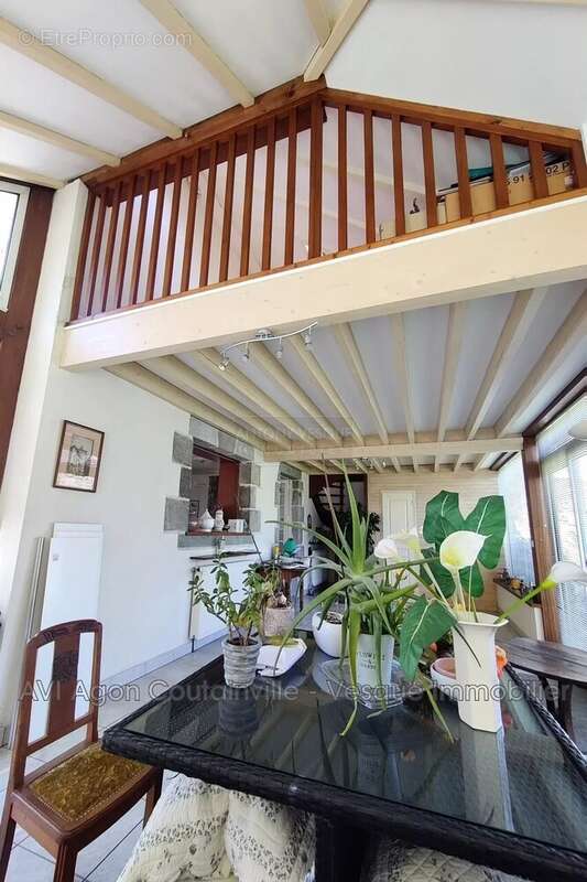 Maison à AGON-COUTAINVILLE