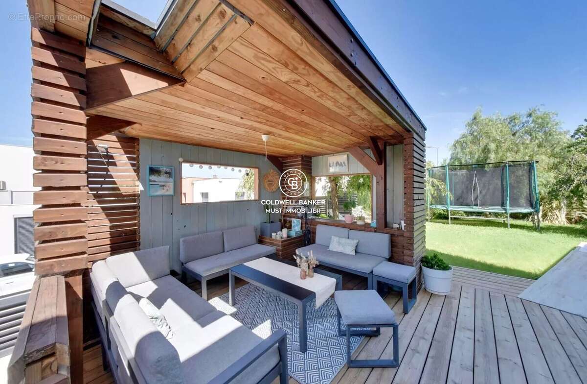 Maison à VILLENEUVE-DE-LA-RAHO