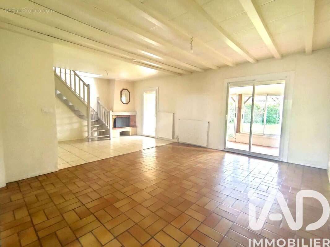 Photo 2 - Maison à FONBEAUZARD