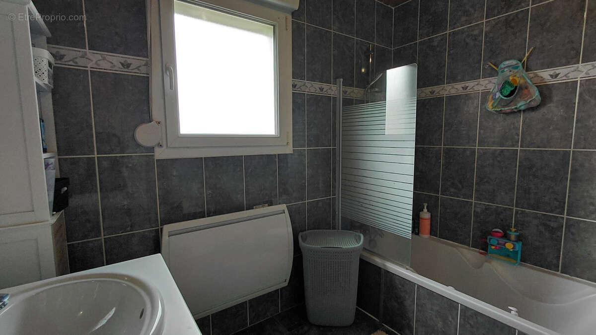 Maison à PLAIMBOIS-VENNES