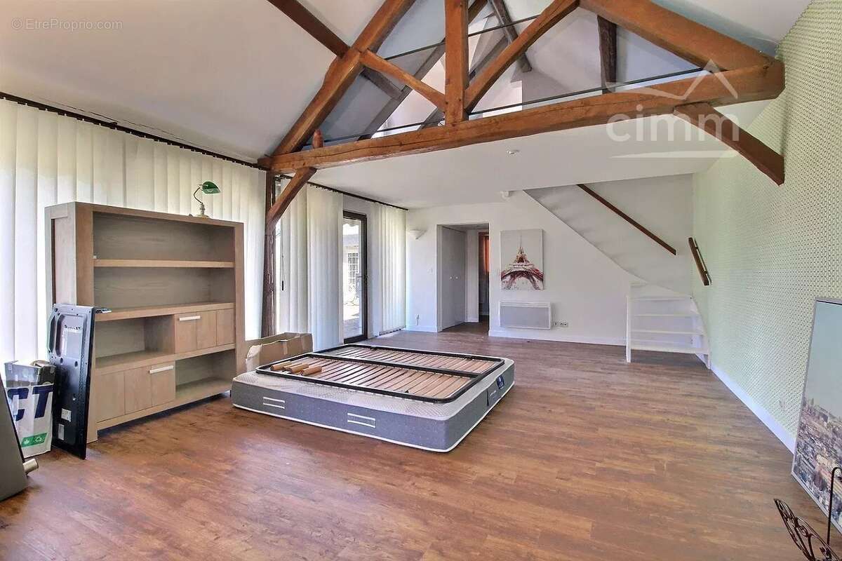 Maison à CHAMBRAY-LES-TOURS