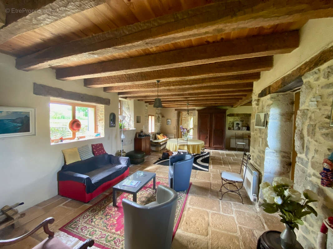 Maison à CAJARC