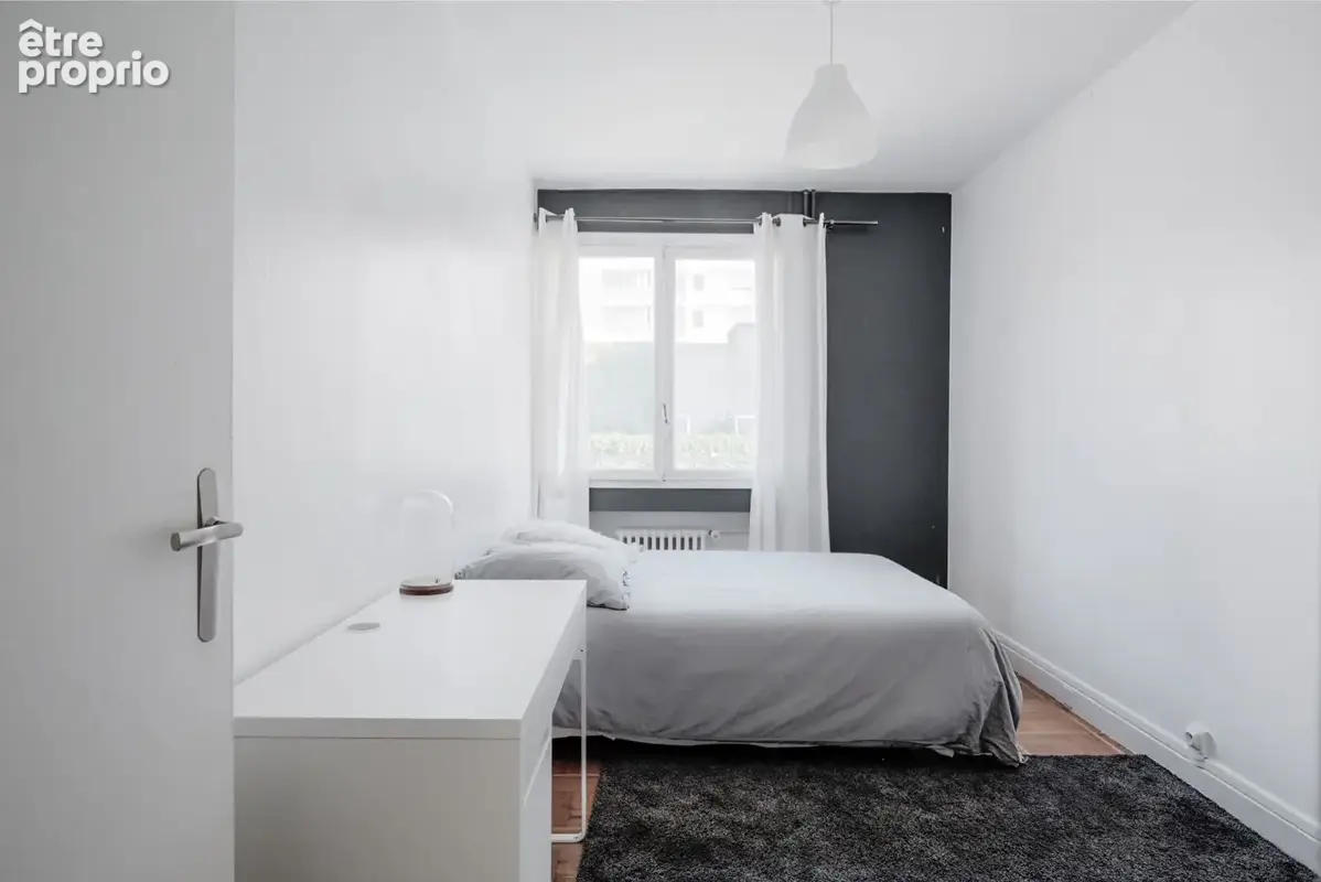 COURS FAURIEL - appartement F3 - photo 6