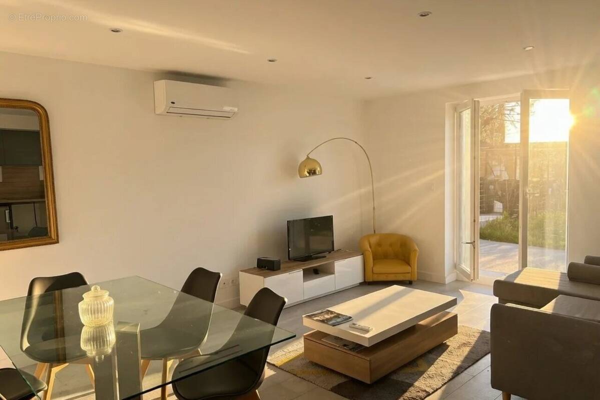 Maison à CHAMPIGNY-SUR-MARNE