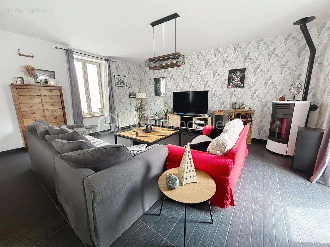 Maison renovee avec grand jardin - photo 11