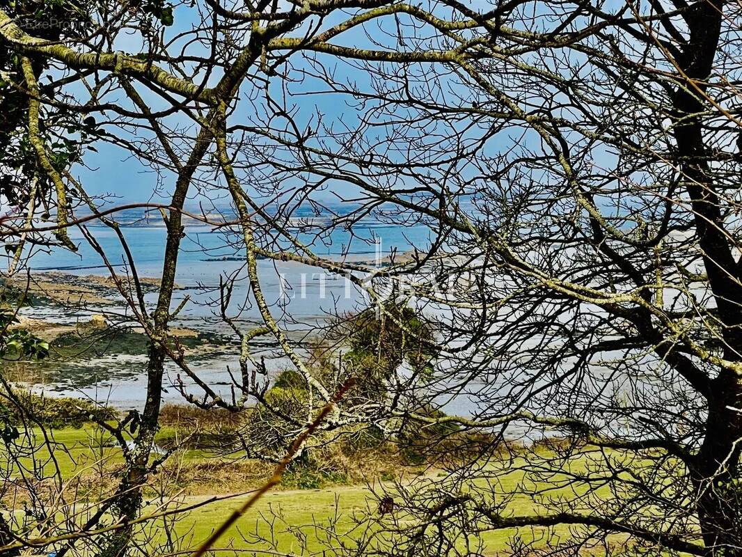 Maison à LEZARDRIEUX