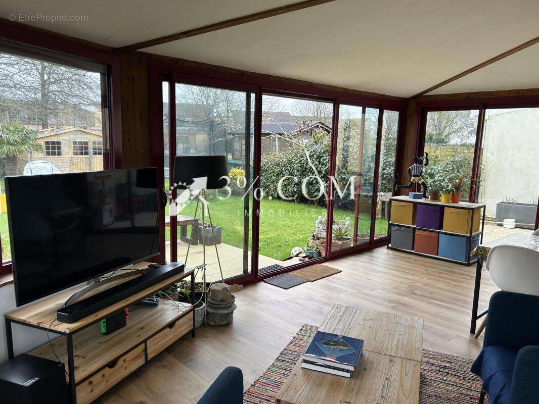 Maison à SAINT-MALO-DE-GUERSAC