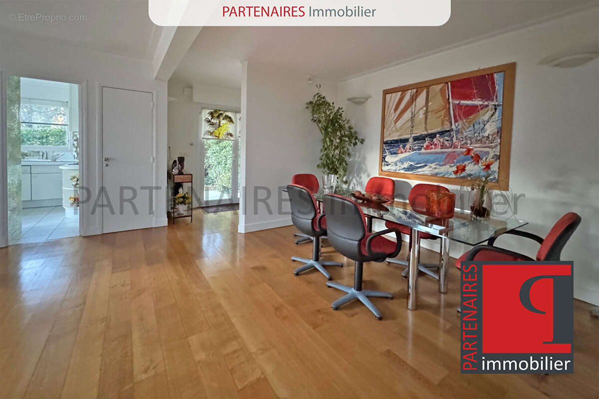 Maison à LE CHESNAY