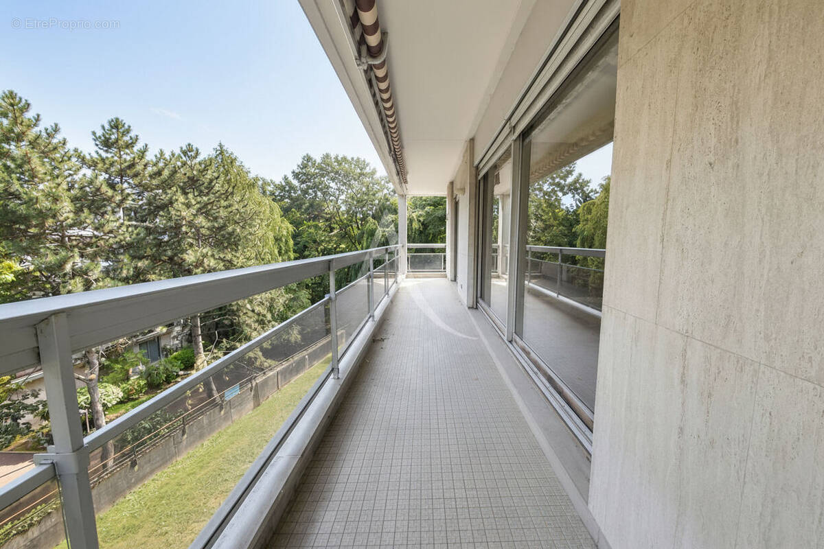 Appartement à NOGENT-SUR-MARNE