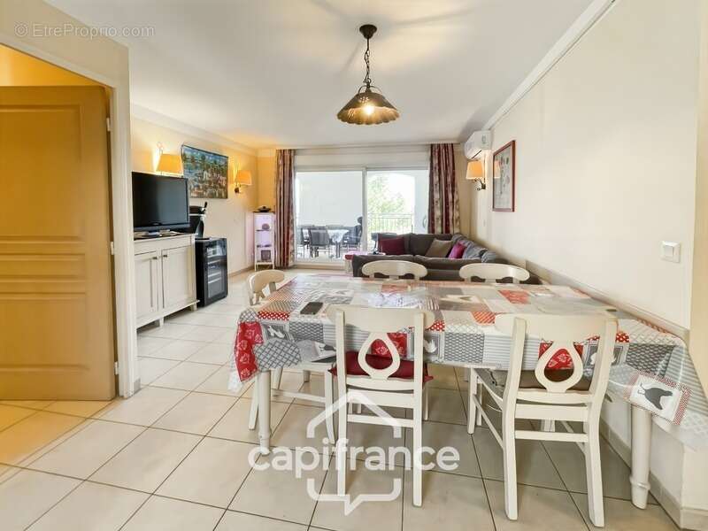 Appartement à MALLEMORT