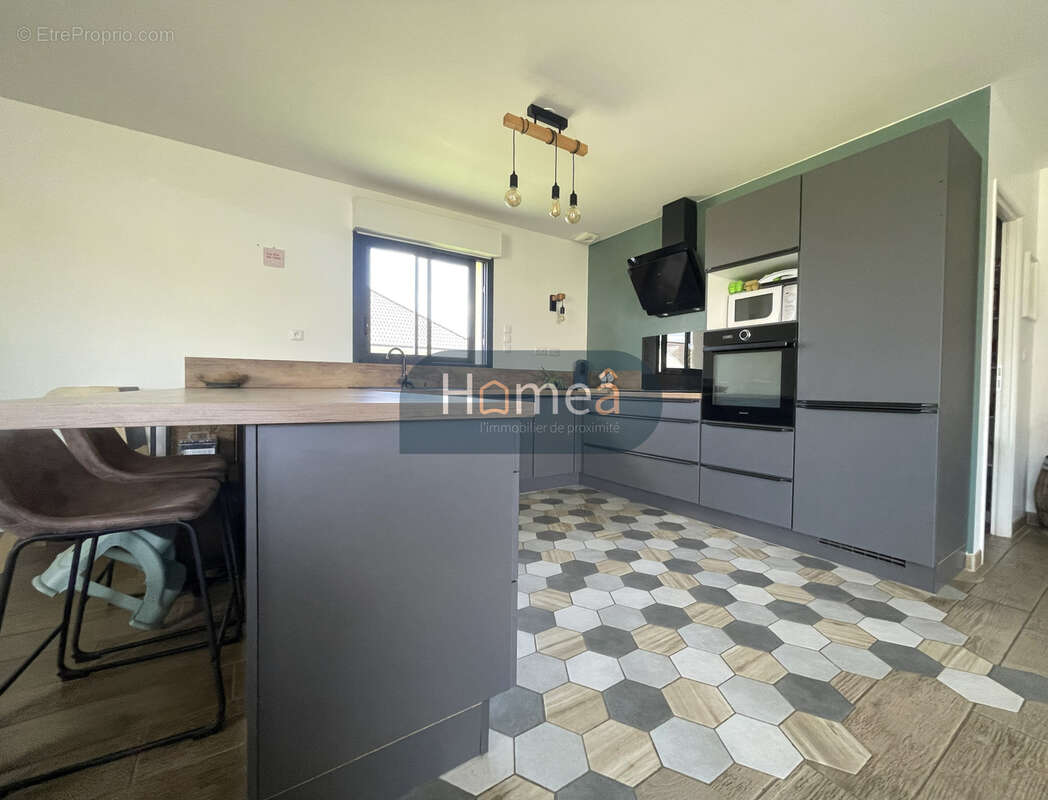 Maison de plain-pied a proximite de bosc-le-hard - photo 3