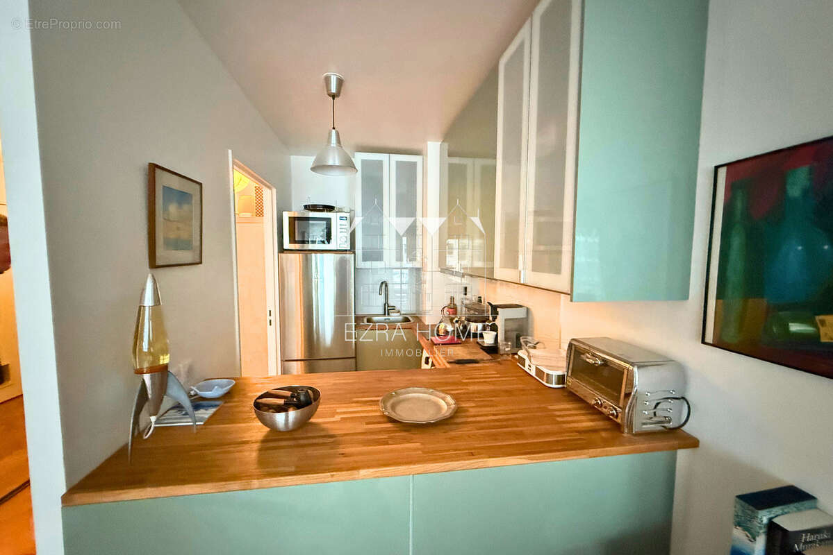 Appartement à PARIS-17E