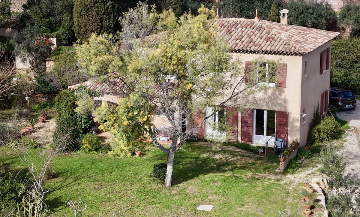 Maison à PLAN-DE-LA-TOUR