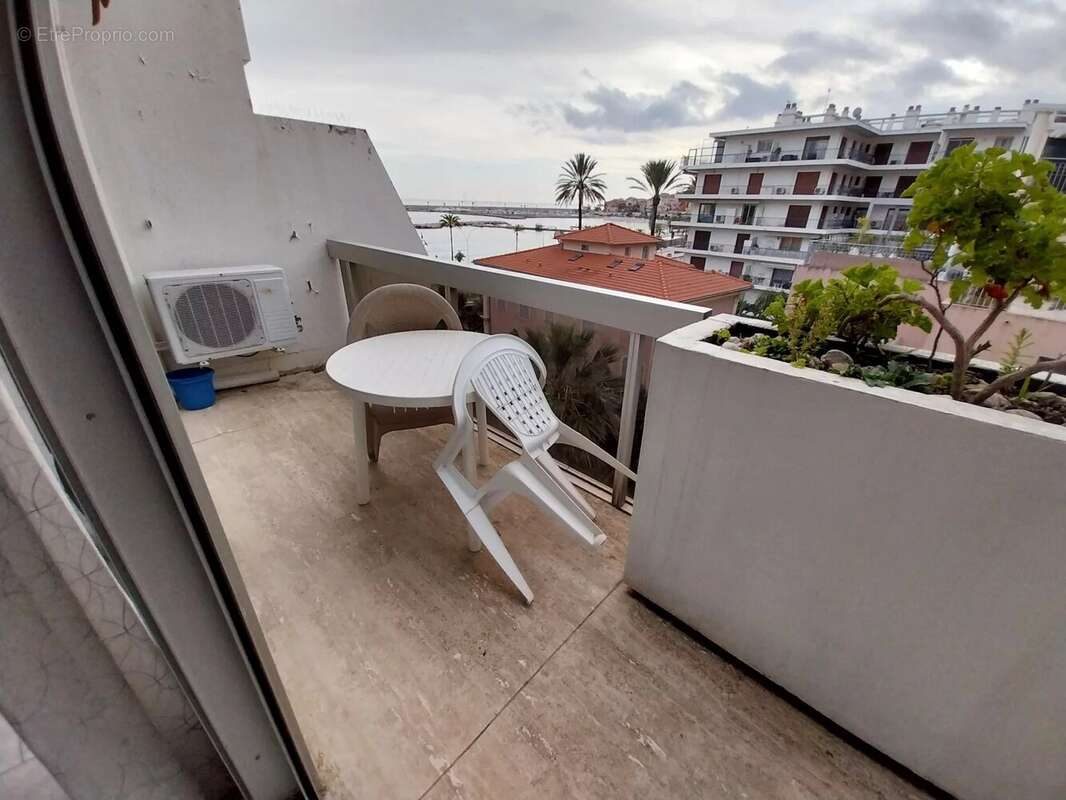 Appartement à MENTON