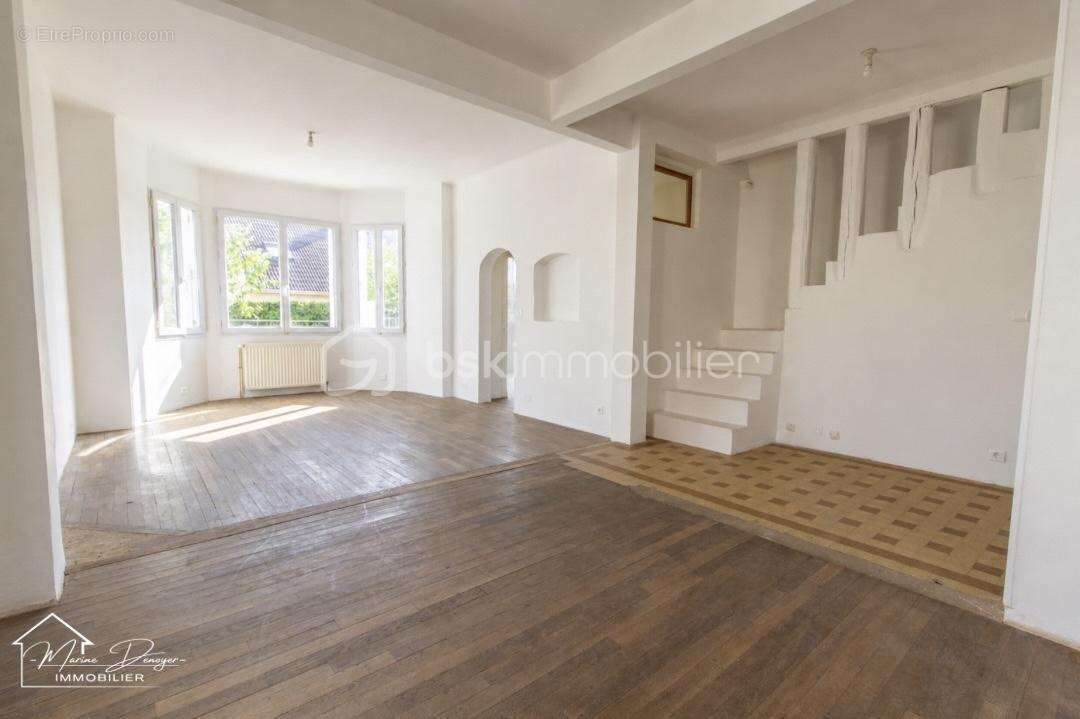 Maison Familiale avec dépendance - photo 4