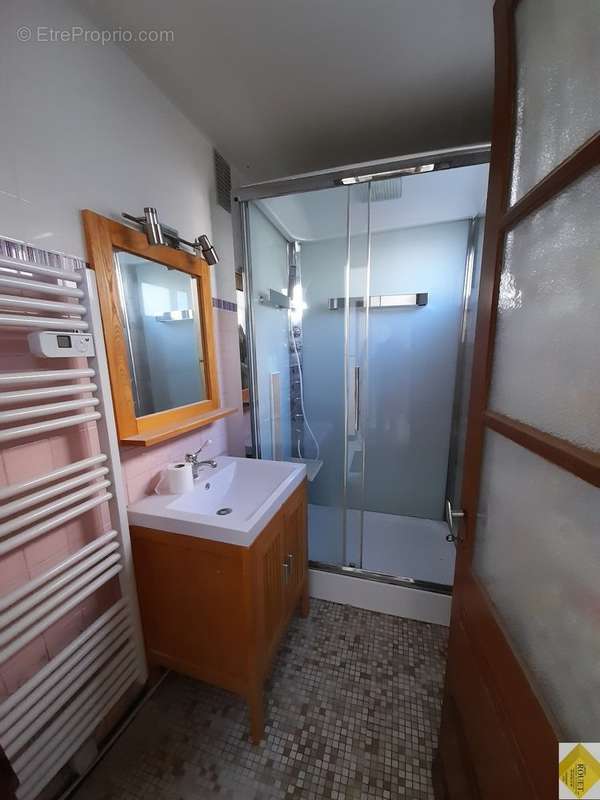 Maison à YZEURES-SUR-CREUSE