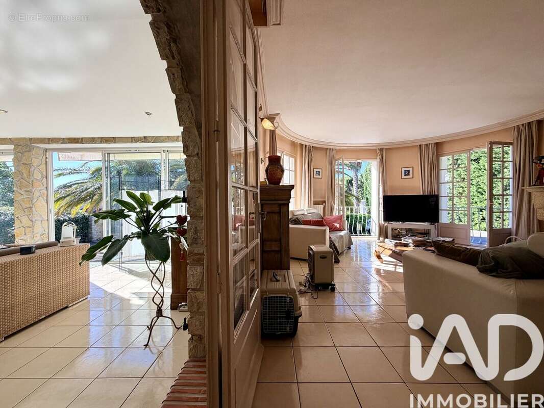 Photo 9 - Maison à LA FARLEDE