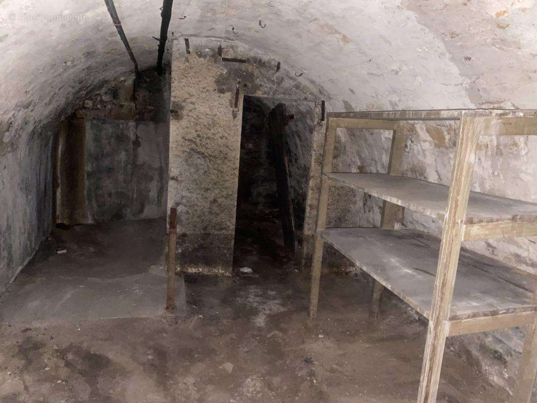Cave - Lyon - Presqu'Île - photo 2