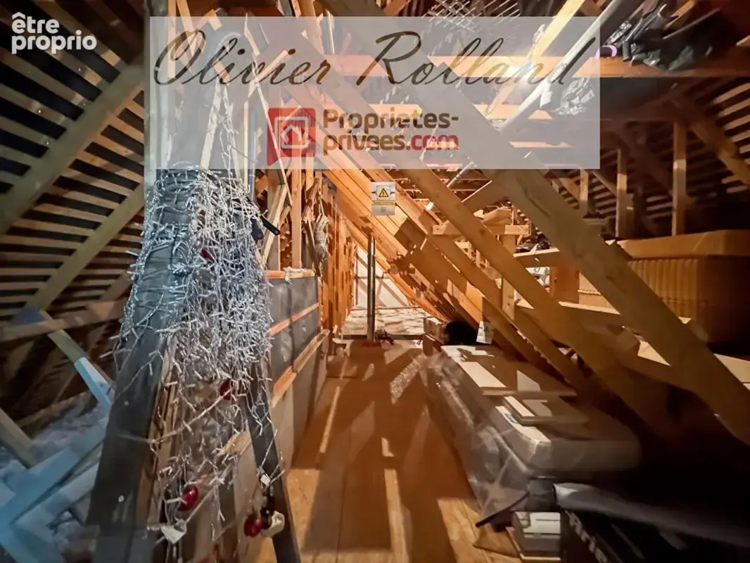 Chalet d'exception en bois massif (DPE B) - Plain-pied 135 m², 4 chambres, véranda & annexes sur 1 318 m² de terrain - photo 17