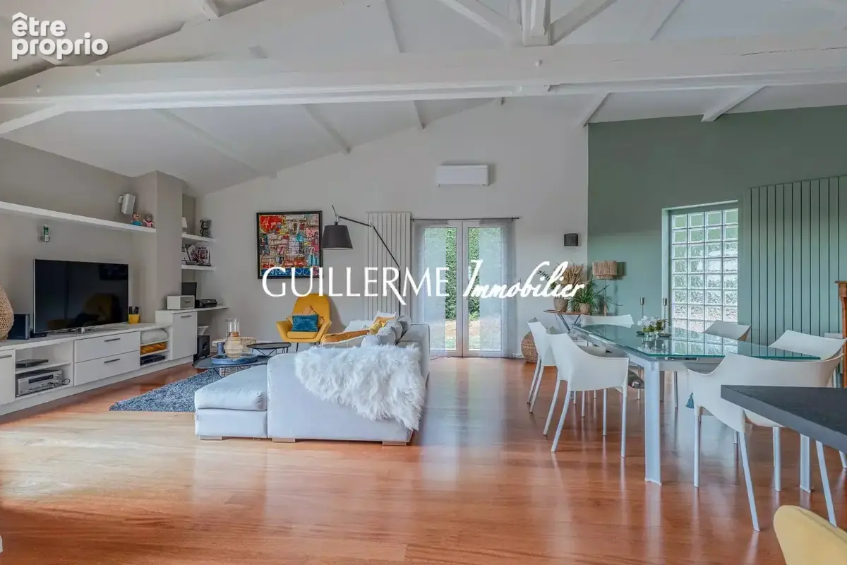 Maison Familiale avec Piscine - Fleurieux-sur-l'Arbresle - photo 3