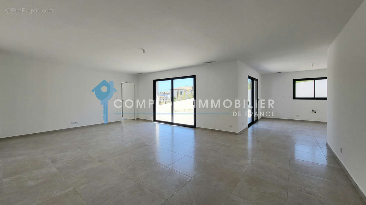 DPT GARD (30), à vendre, NIMES proche, maison neuve de plain-pied type 4, 113m2 habitables, garage, terrain - photo 3