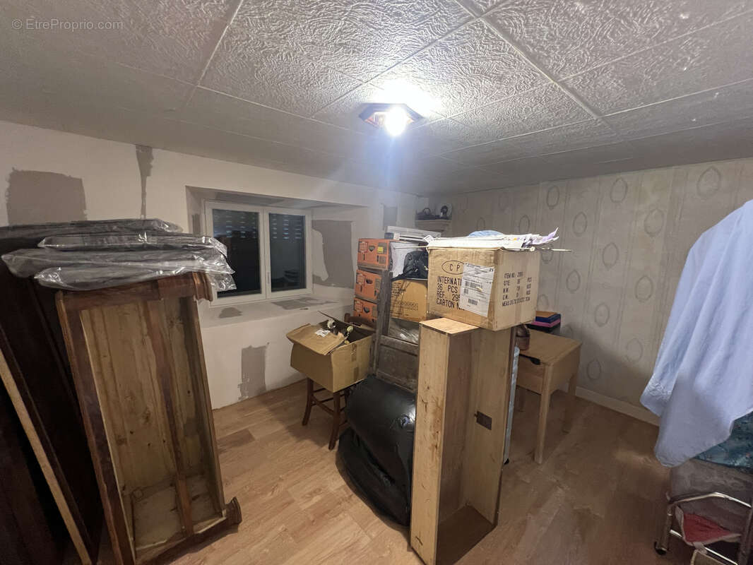 Maison à VILLAINES-EN-DUESMOIS