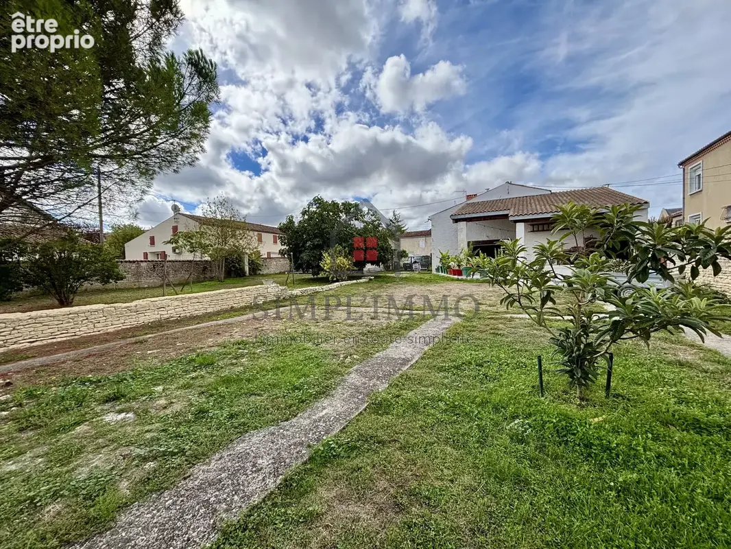 Maison en pierre, 178 m², 4 chambres, terrain de 1800 m²  + un Studio - photo 6
