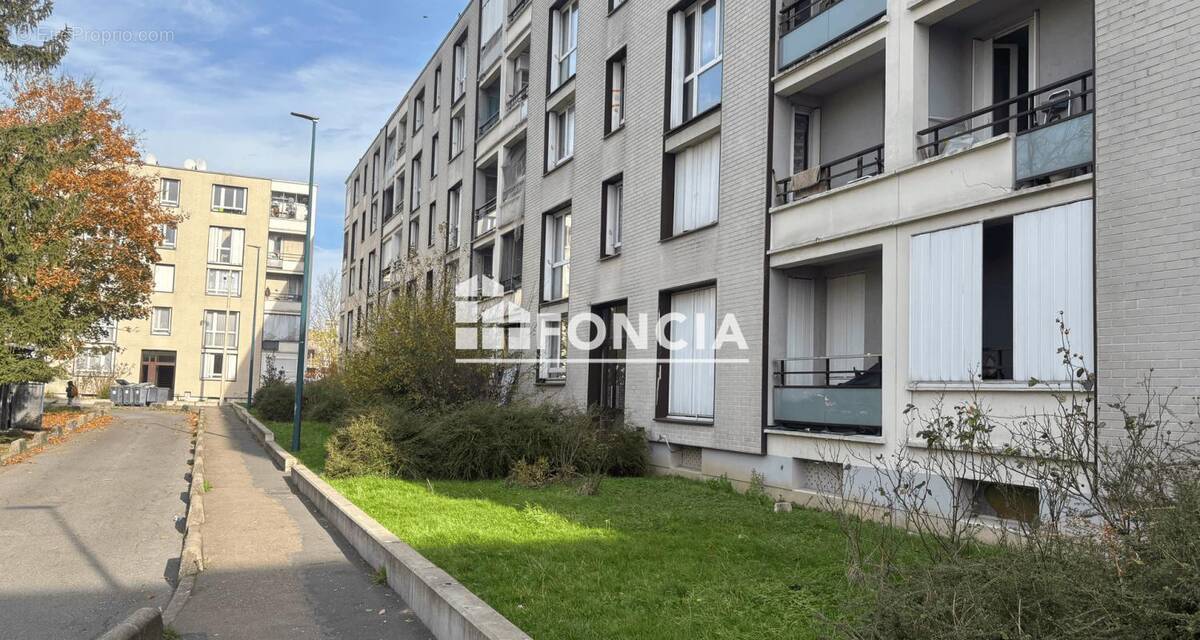 Appartement à GARGES-LES-GONESSE