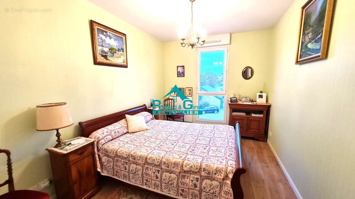 Appartement à LIFFRE