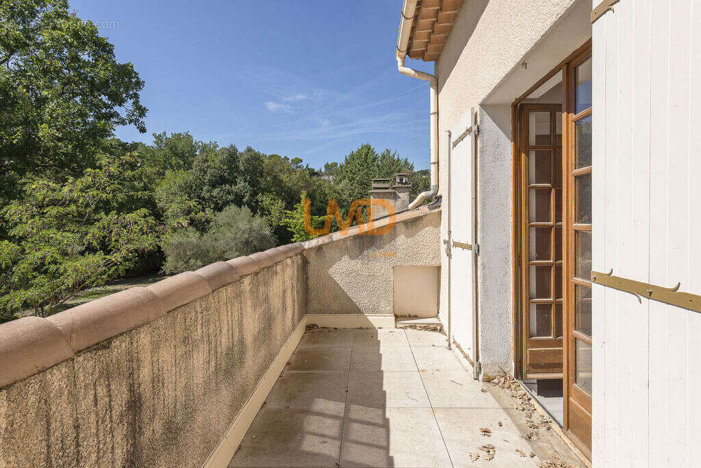 Maison à FLASSANS-SUR-ISSOLE