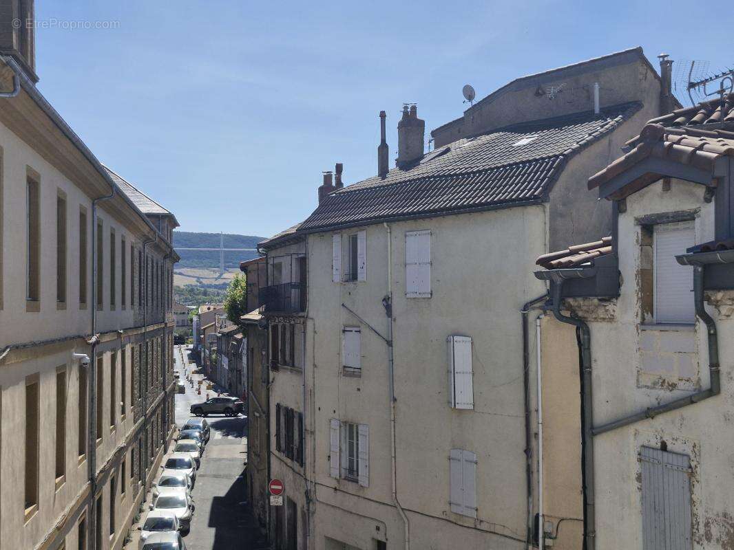 MILLAU centre-ville, lot de deux appartements de 30 m² chacun - photo 9