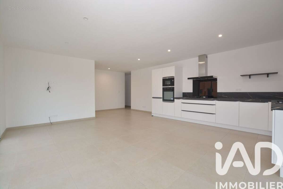 Photo 3 - Maison à ROUBIA