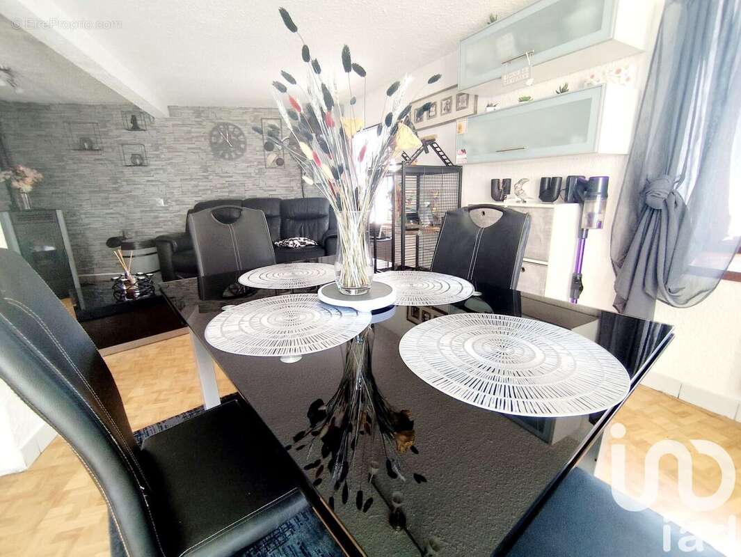 Photo 4 - Maison à SAINT-BONNET-LE-CHATEAU