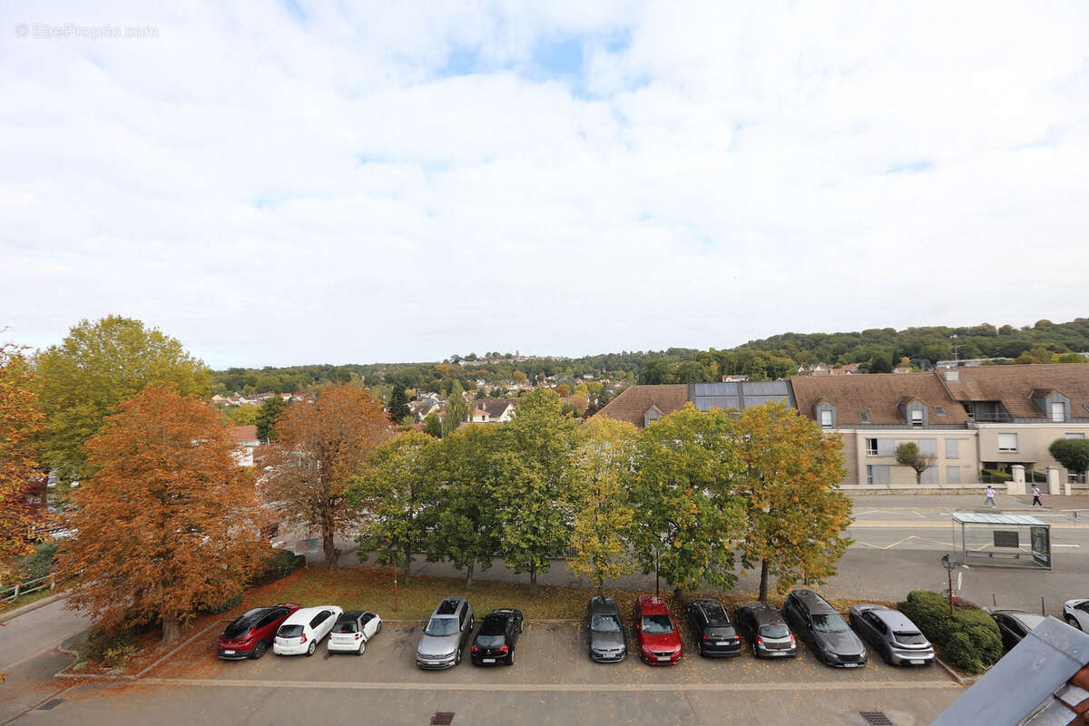 Appartement à JOUARS-PONTCHARTRAIN
