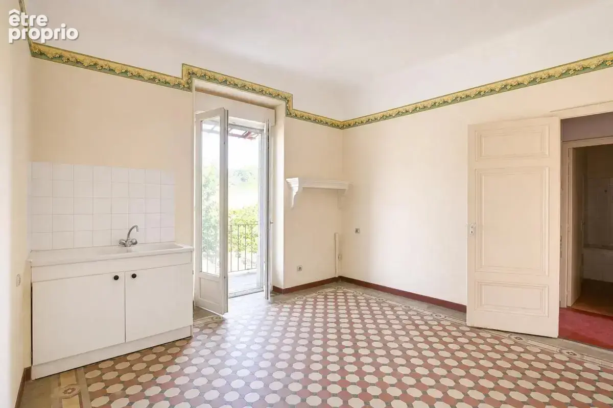 Immeuble de 4 lots de 253 m² situé à Alès - photo 5