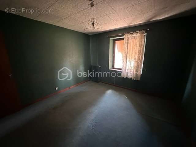 Appartement à ETEIGNIERES