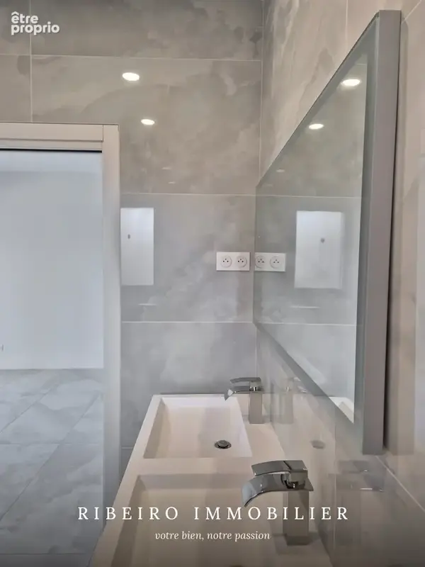 Villa contemporaine à vendre à Agde - piscine, 4 suites, vue sur jardin. - photo 8