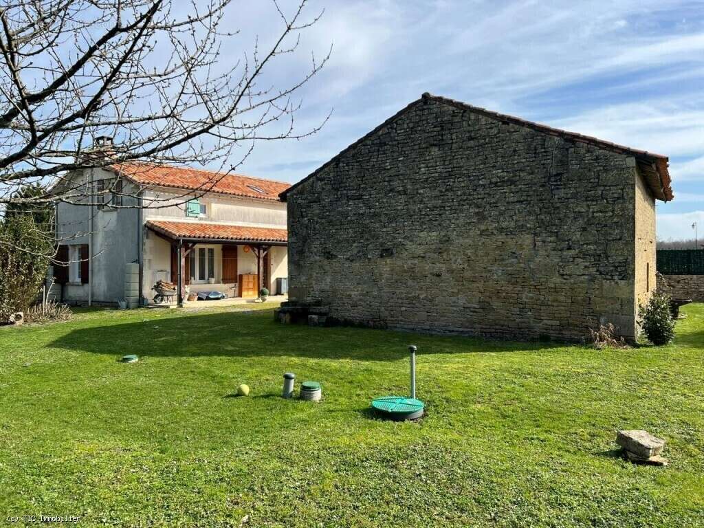 Maison à VILLEFAGNAN