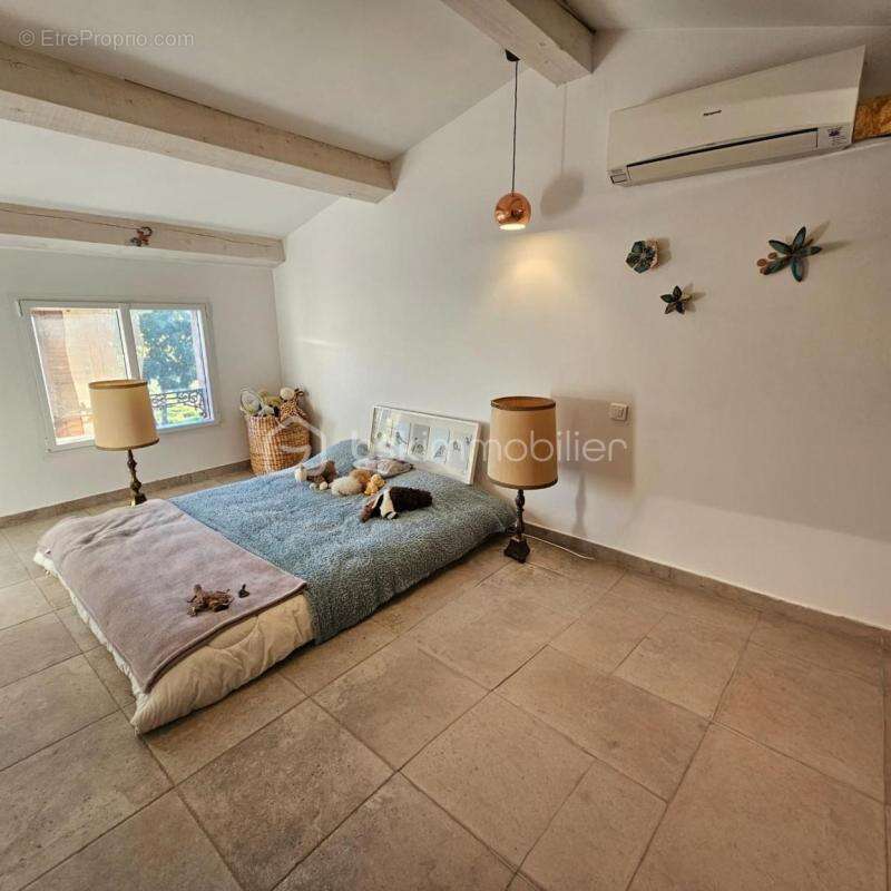 Maison à LA GARDE-FREINET