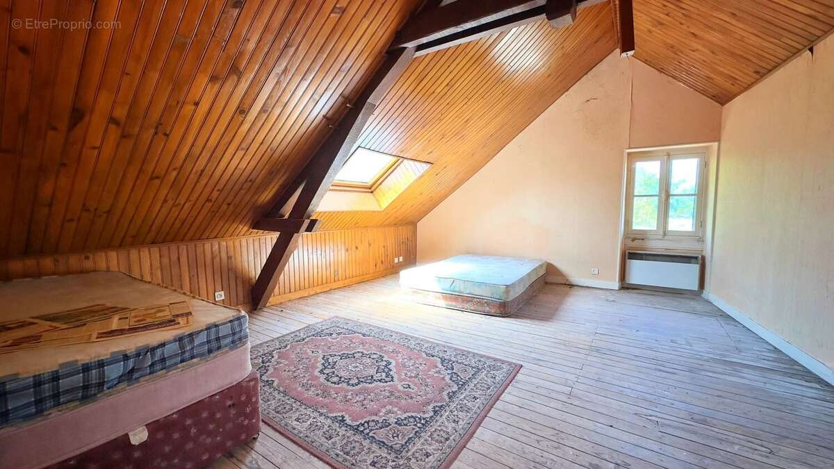 Propriété en centre ville avec un énorme potentiel - photo 12