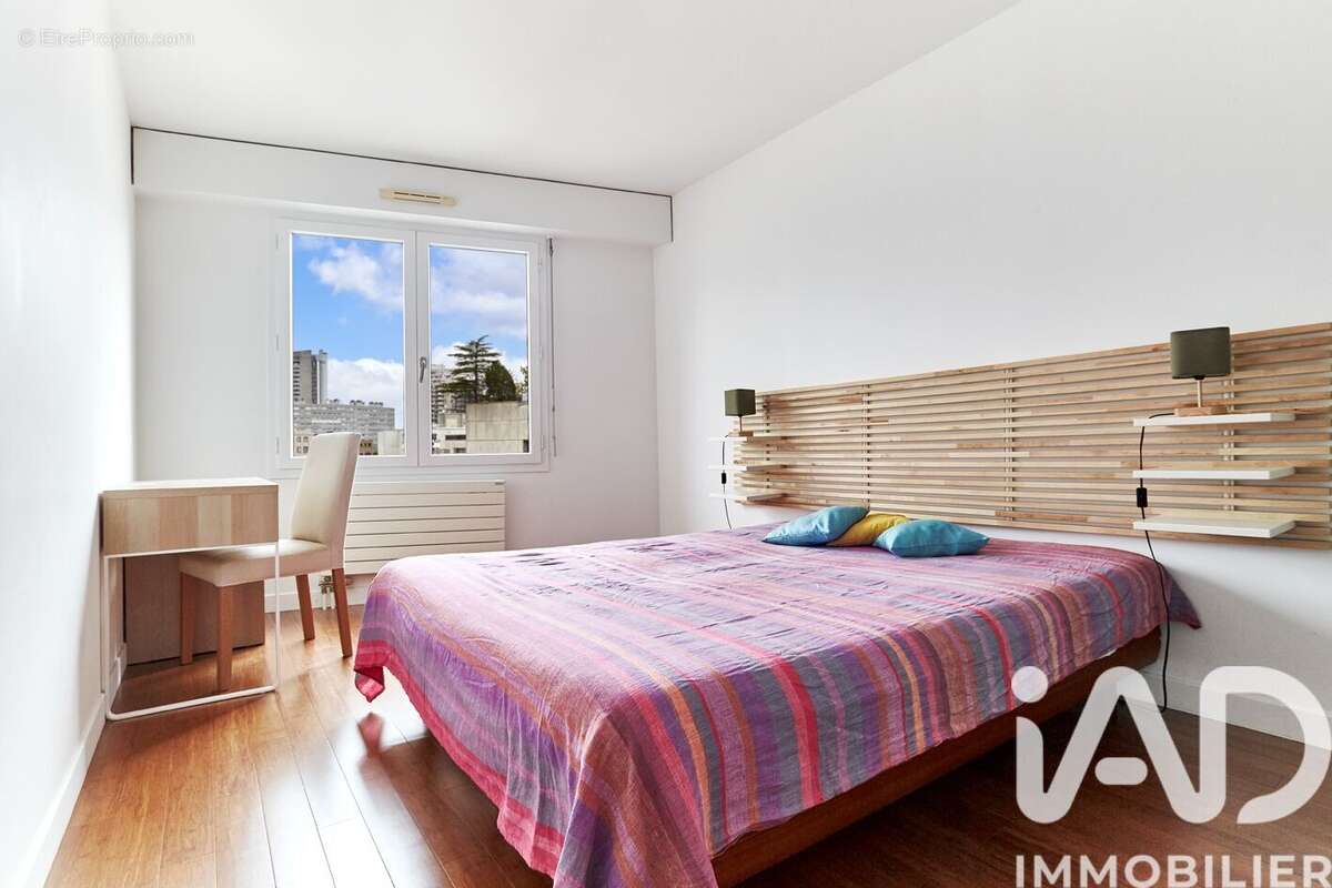 Photo 7 - Appartement à COURBEVOIE