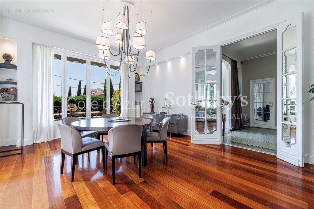 Maison Belle-Époque rénovée à Nice Cimiez, proche du Regina - photo 8
